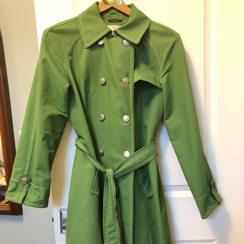 LOFT spring green trench